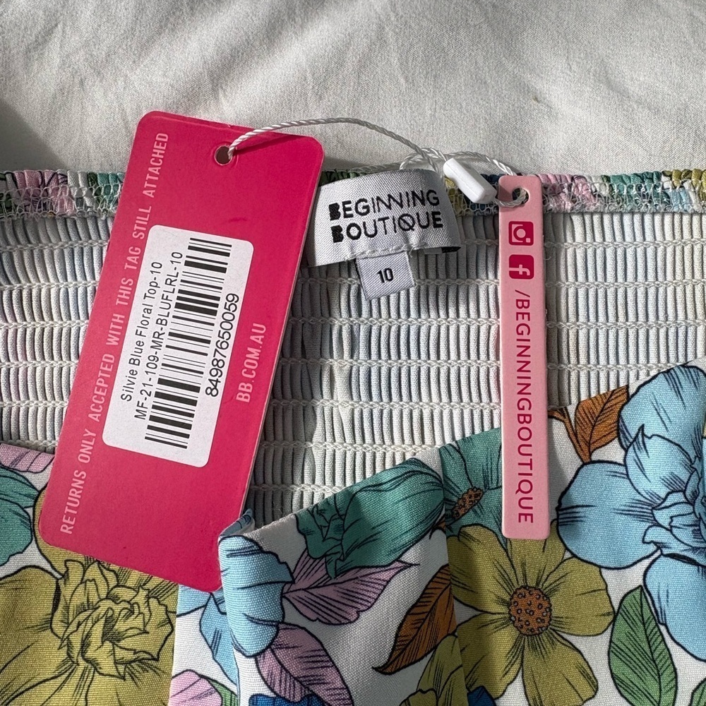 NWT Beginning Boutique size 10 Sylvie blue floral crop top - Picture 6 of 7